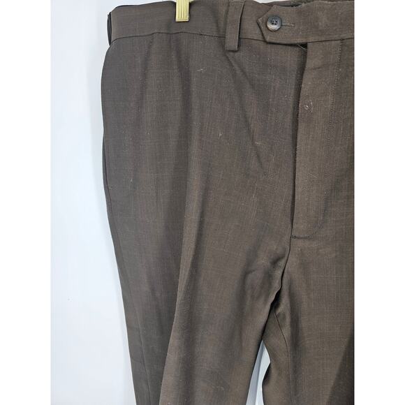 Haggar Men's Brown High Rise Belt Loop Wide Leg Casual Polyester Pant Size 40X32 - Picture 2 of 5